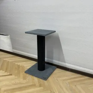 Когтеточка “Боня” с круглым столбиком, когтедралка с лежанкой для кота, из черного каната, 65/80/100см